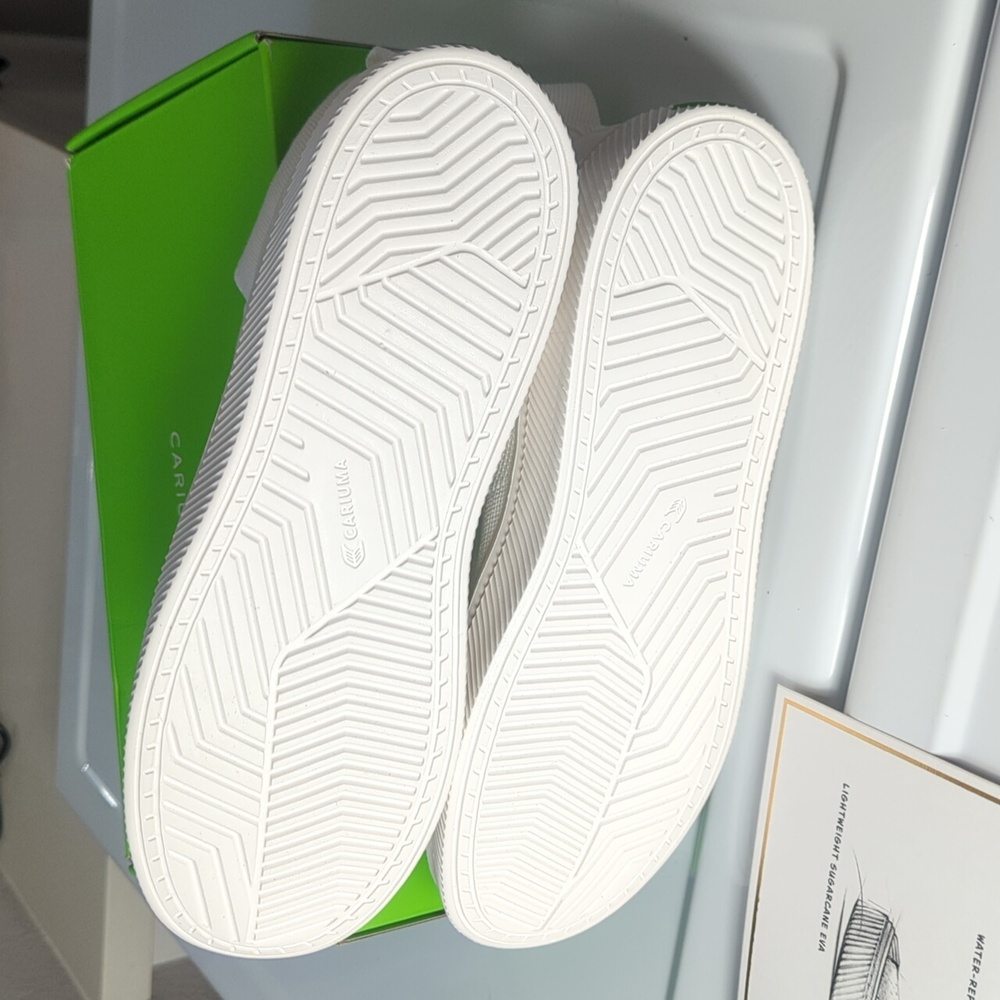 Cariuma (White Bamboo Knit/White Sole) 10.5M/12W - Picture 4 of 6